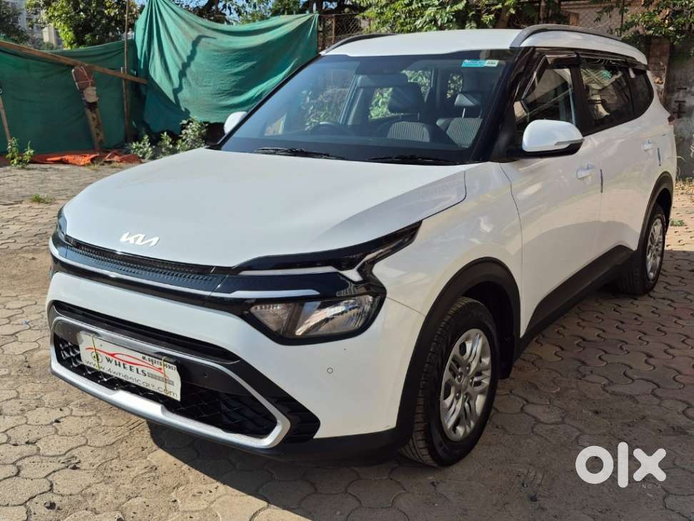 Kia Carens 1.4 Prestige 7 Str, 2023, Petrol