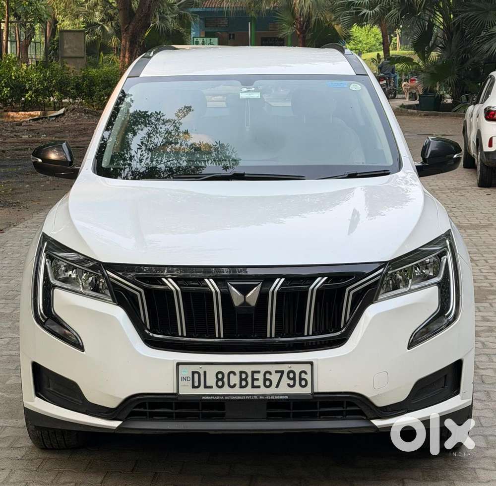 Mahindra Xuv700 Mx Petrol Mt 5 Str (e), 2022, Petrol