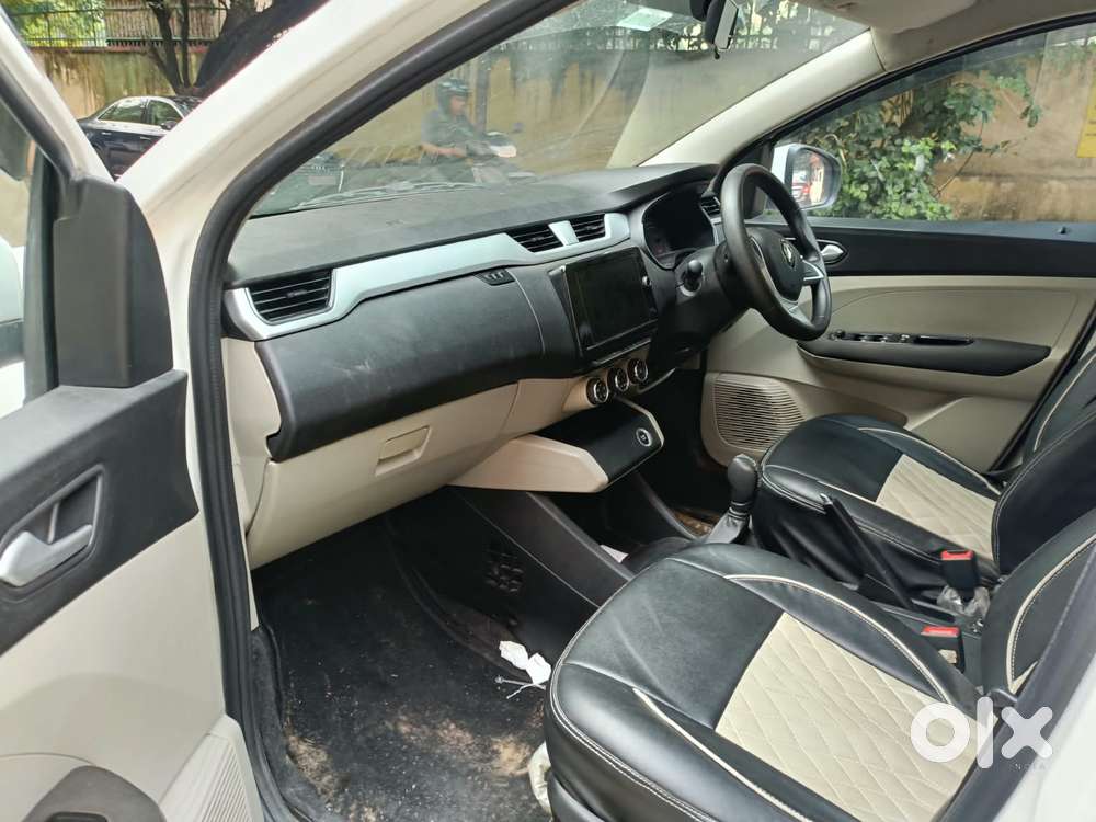 Renault Triber Rxz Easy-r Amt, 2021, Petrol