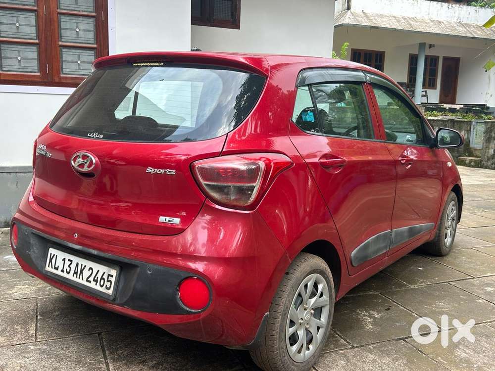 Hyundai Grand I10 At Sportz, 2017, Petrol
