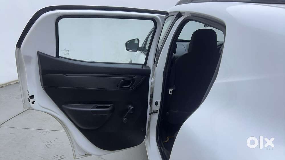 Renault Kwid 2019-ongoing 1.0 Rxt Amt (o), 2018, Petrol