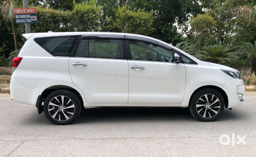 Toyota Innova Crysta 2.4 Z 7 Str, 2023, Diesel