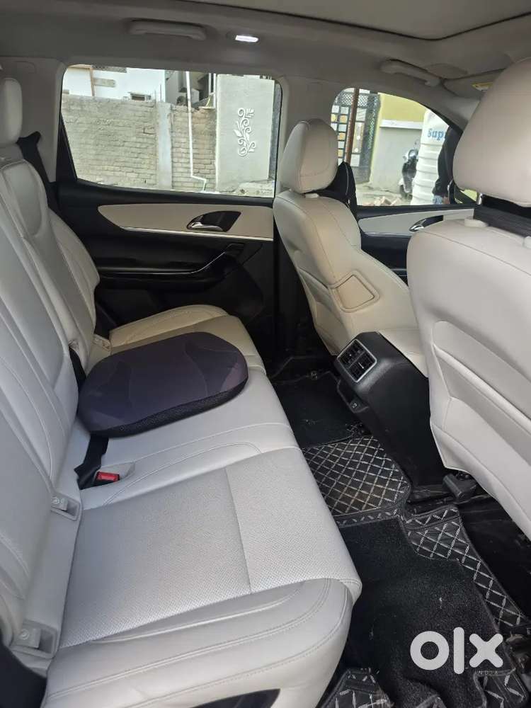 Mahindra Xuv700 2022 Diesel At Vip No 0006