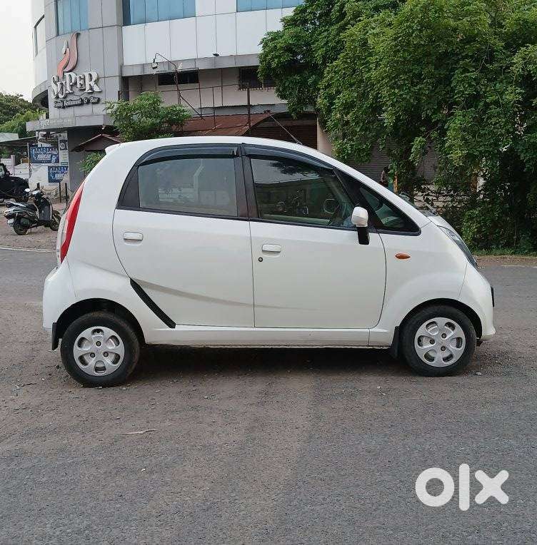 Tata Nano Xta, 2016, Petrol
