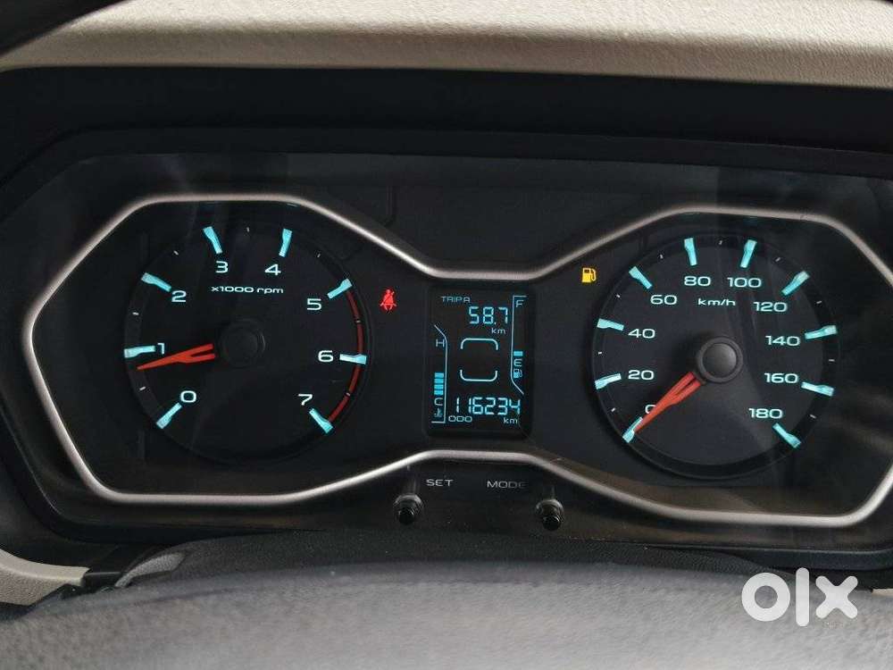 Mahindra Scorpio S10 7 Seater, 2015, Diesel