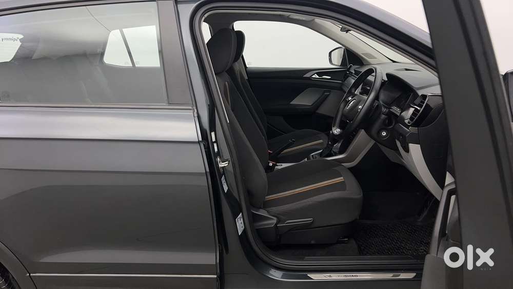 Skoda Kushaq 1.0 Tsi Ambition At, 2023, Petrol