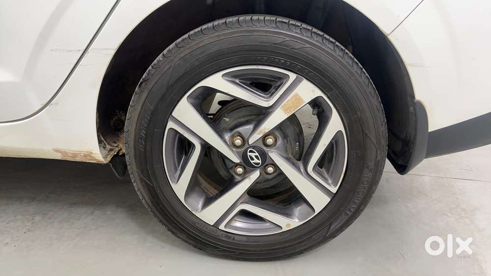 Hyundai Aura Sx 1.2 (o) Petrol, 2022, Petrol