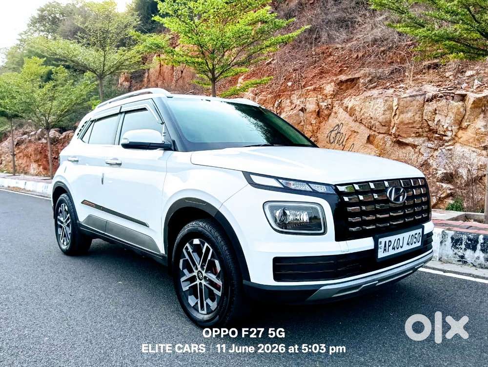 Hyundai Venue Sx Mt, 2023, Petrol