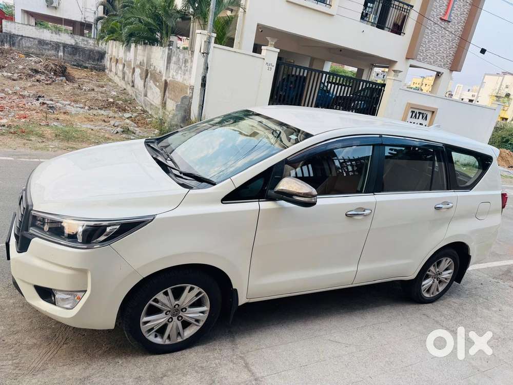 Toyota Innova Crysta, 2016, Diesel