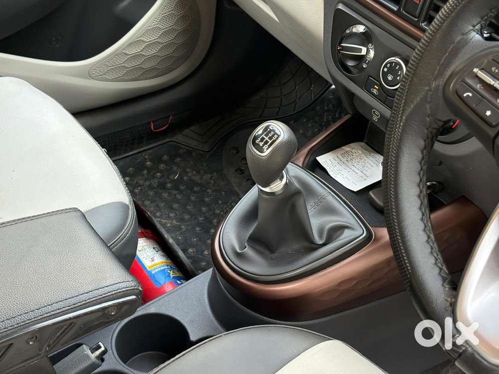 Hyundai Aura 1.2 Sx Cng, 2024, Cng & Hybrids