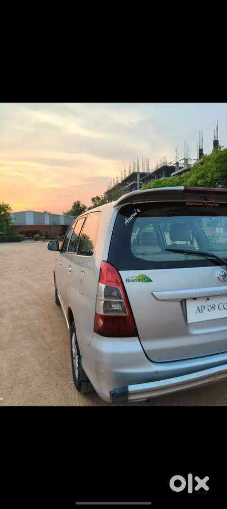 Toyota Innova 2012 Diesel 195000 Km Driven