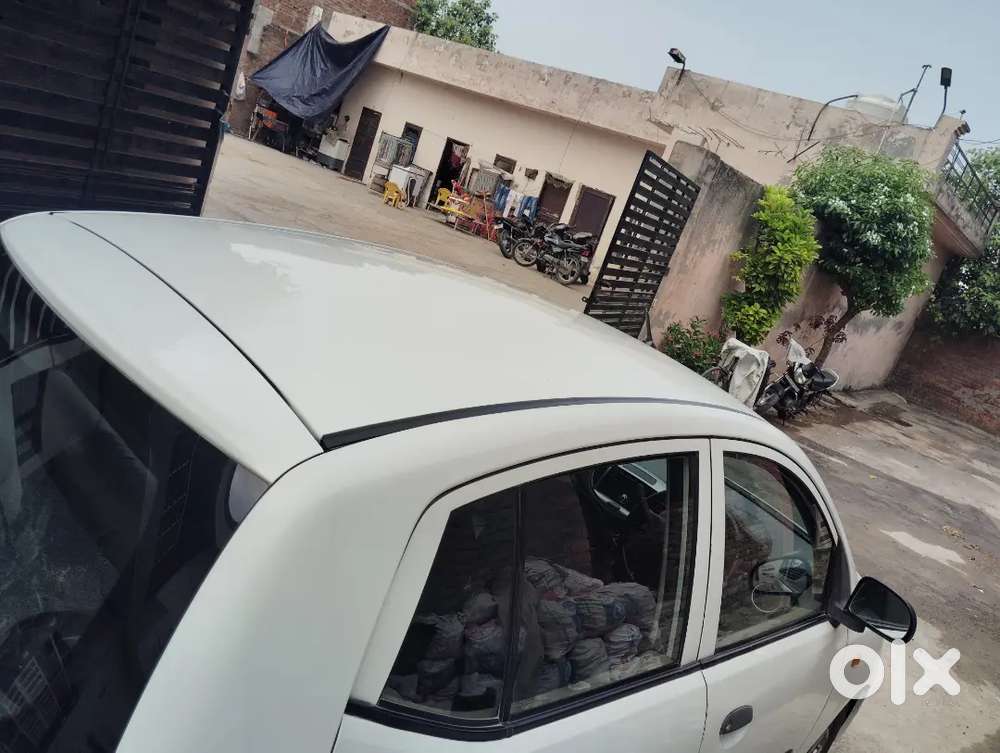 Hyundai I10 Era (2013 Model) For Sale
I Am Selling My 2013 Hyundai I10
