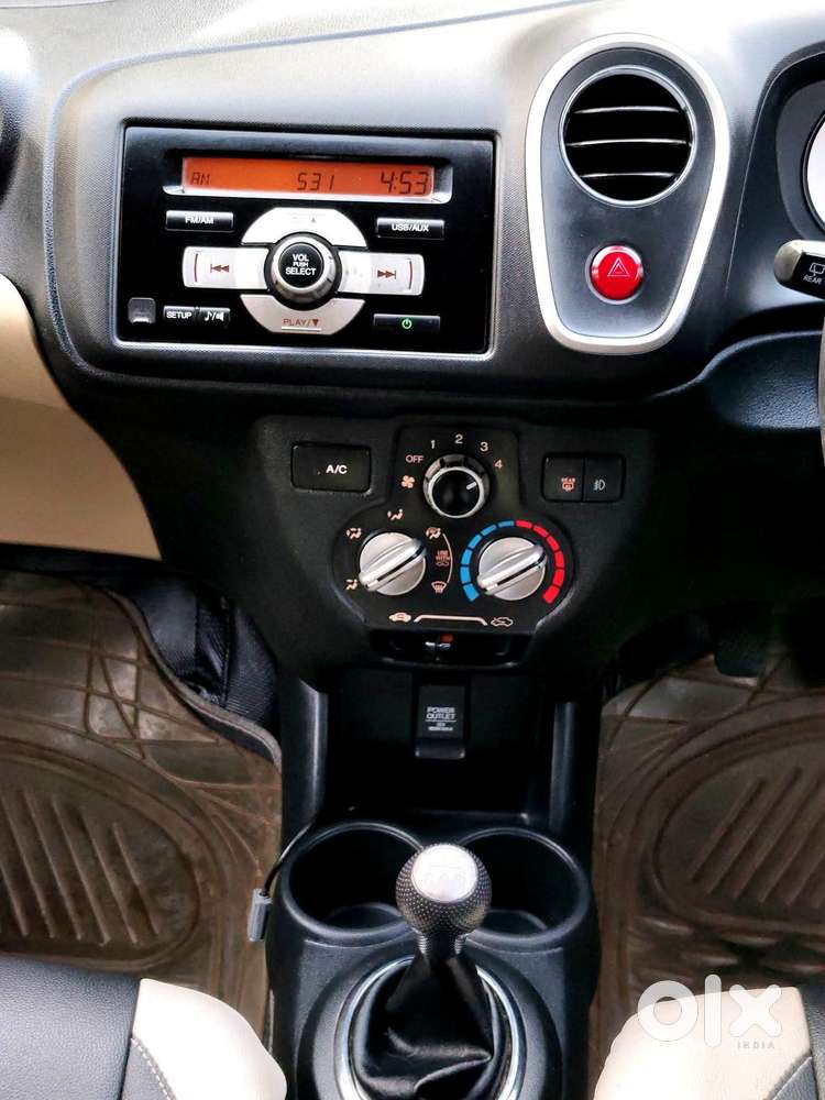 Honda Mobilio V I-vtec, 2014, Diesel