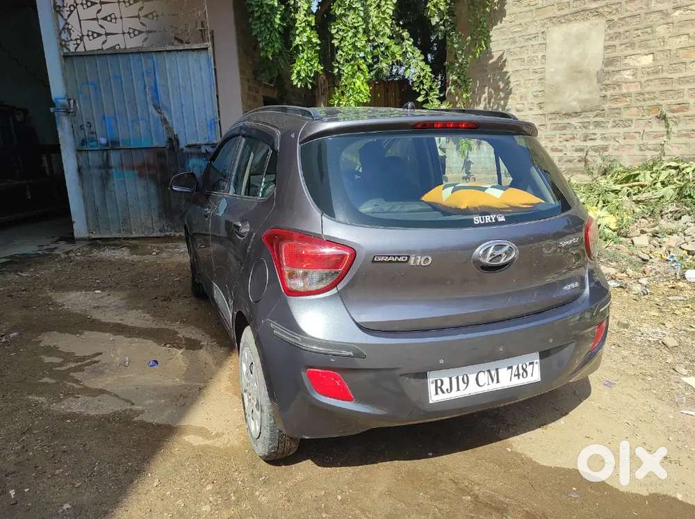 Hyundai Grand I10 2013 Diesel Well Maintained