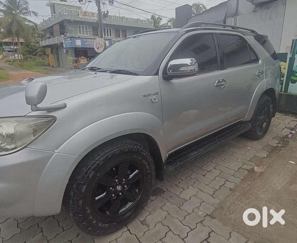 Toyota Fortuner Diesel 2009 Original Kerala
