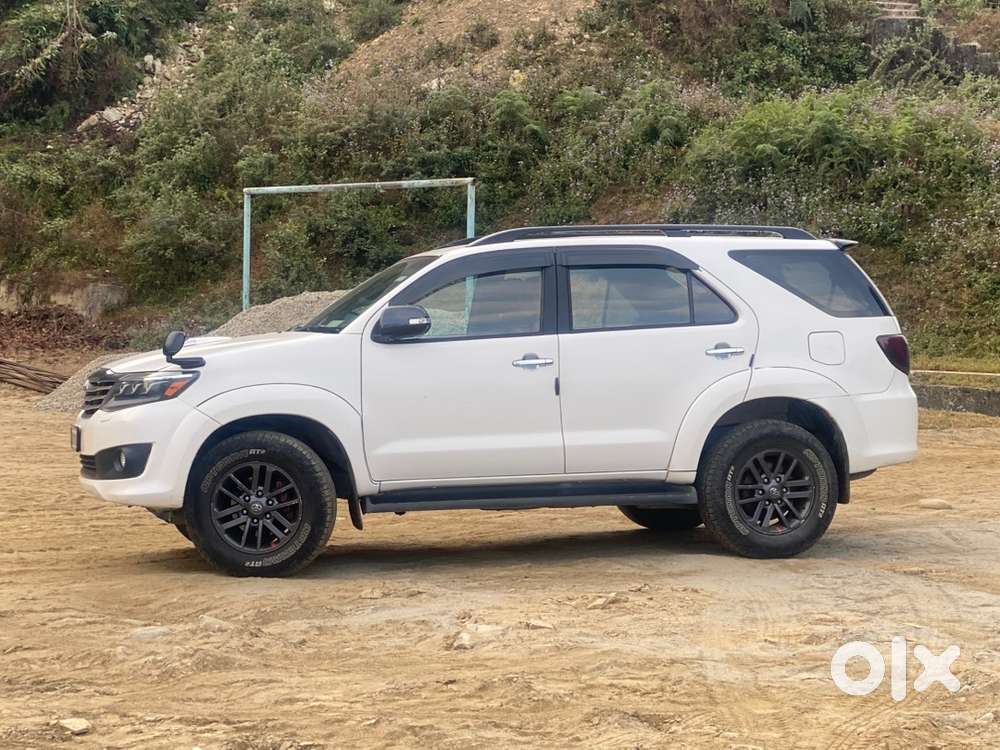 Toyota Fortuner Diesel Manual 2013