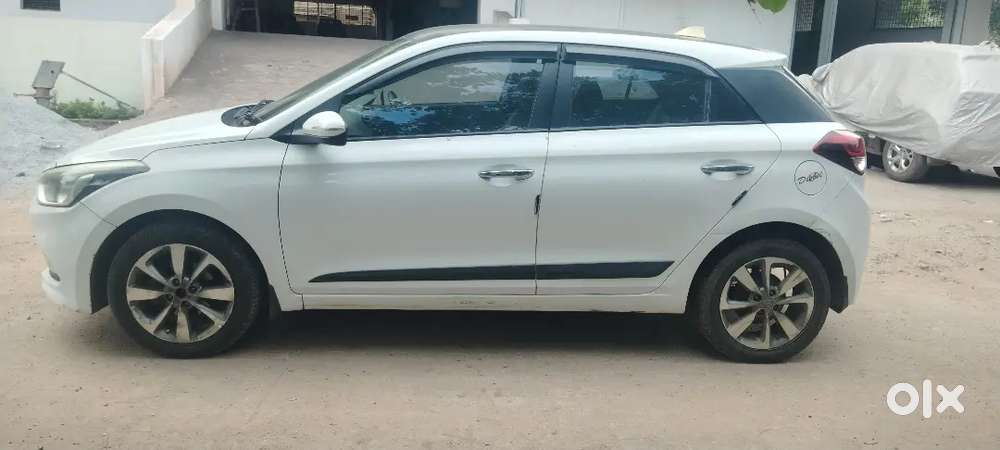 Hyundai Elite I20 2015 Diesel 118000 Km Driven