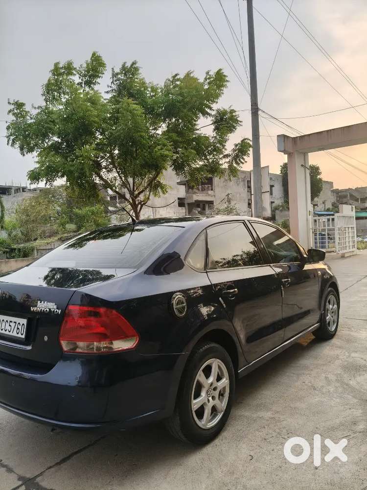 Volkswagen Vento 2013 Diesel 98000 Km Driven