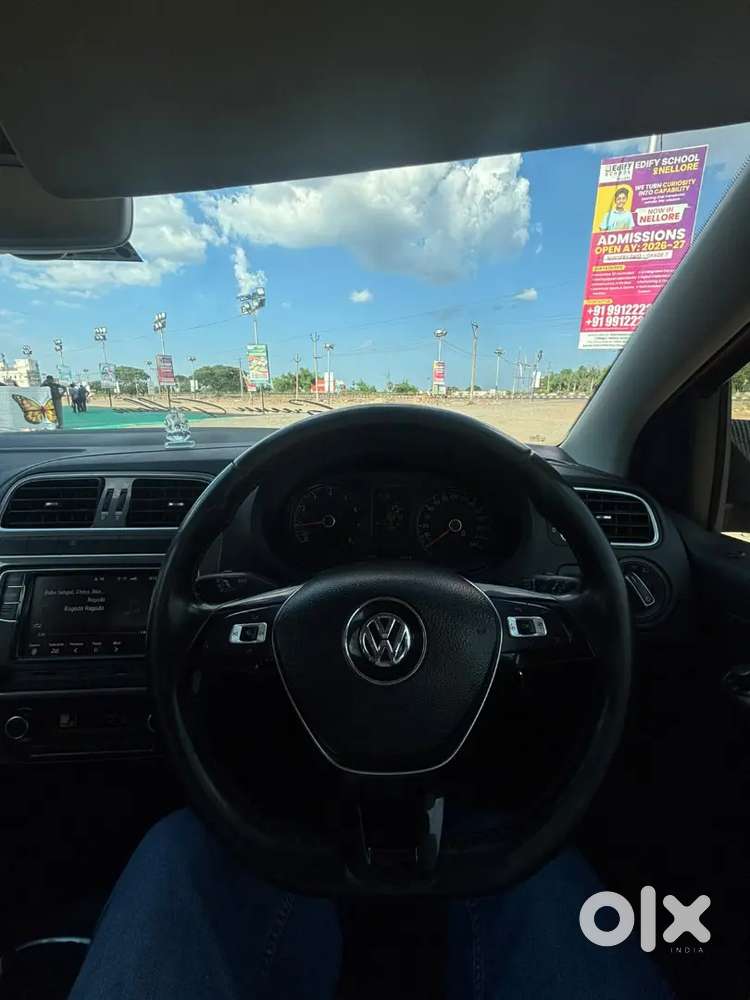 Volkswagen Polo Highline Top End With Air Bags