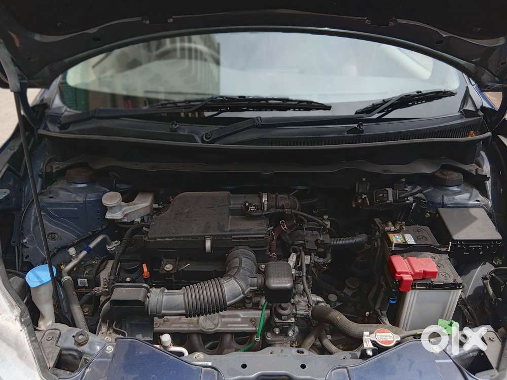 Maruti Suzuki Ertiga 1.5 Vxi, 2025, Petrol