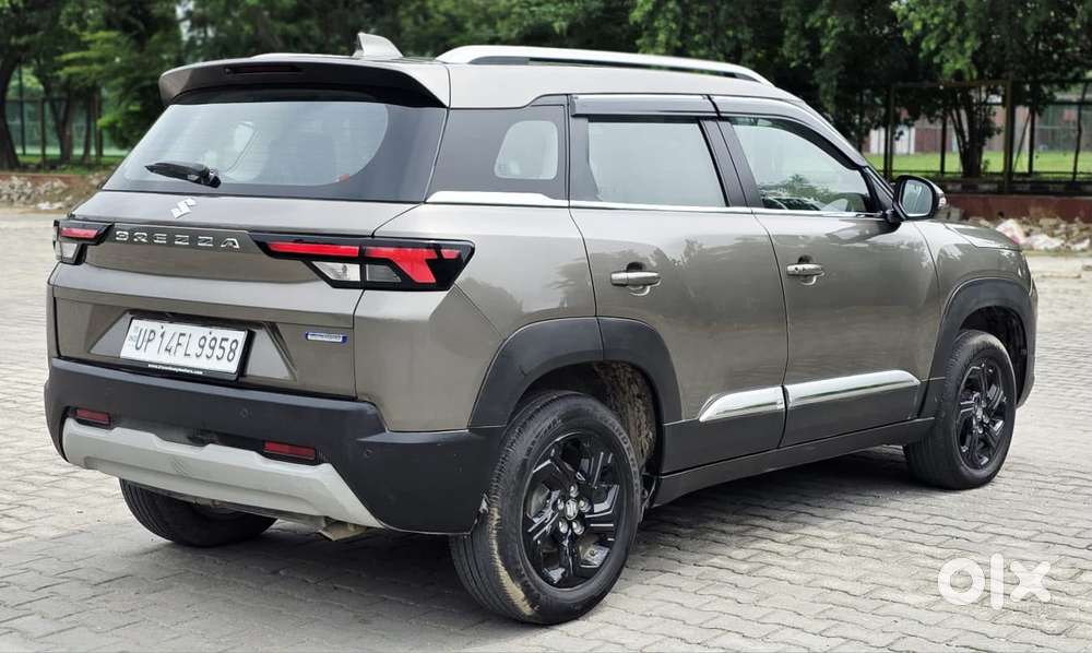 Maruti Suzuki Brezza 1.5 Zxi Smart Hybrid, 2023, Petrol