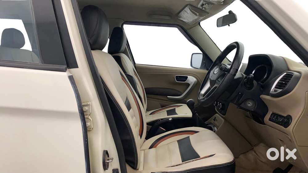 Mahindra Tuv 300 Mhawk100 T8, 2017, Diesel