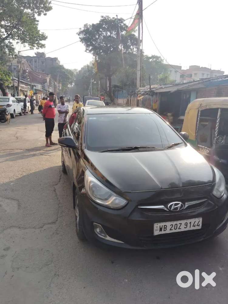 Hyundai Fluidic Verna 2012