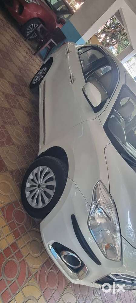 Maruti Suzuki Dzire 1.2 Vxi Cng, 2023, Cng & Hybrids