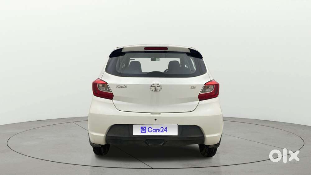 Tata Tiago Xe, 2017, Petrol