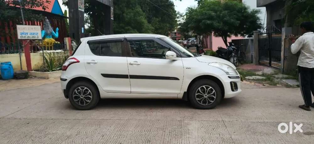 Maruti Suzuki Swift Vxi, 2017, Petrol
