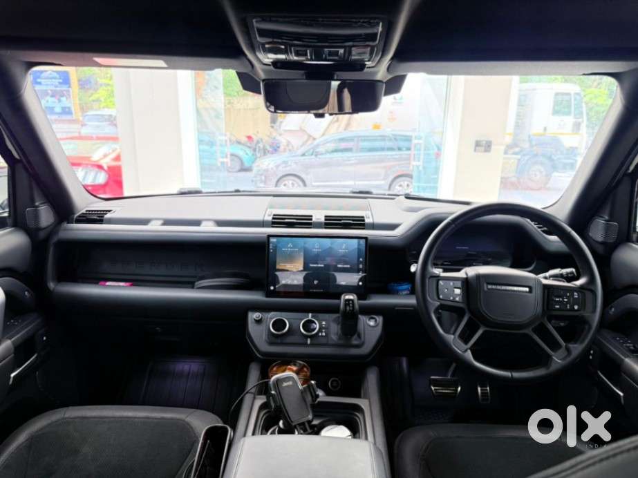 Land Rover Defender 5.0 110 V8, 2023, Petrol
