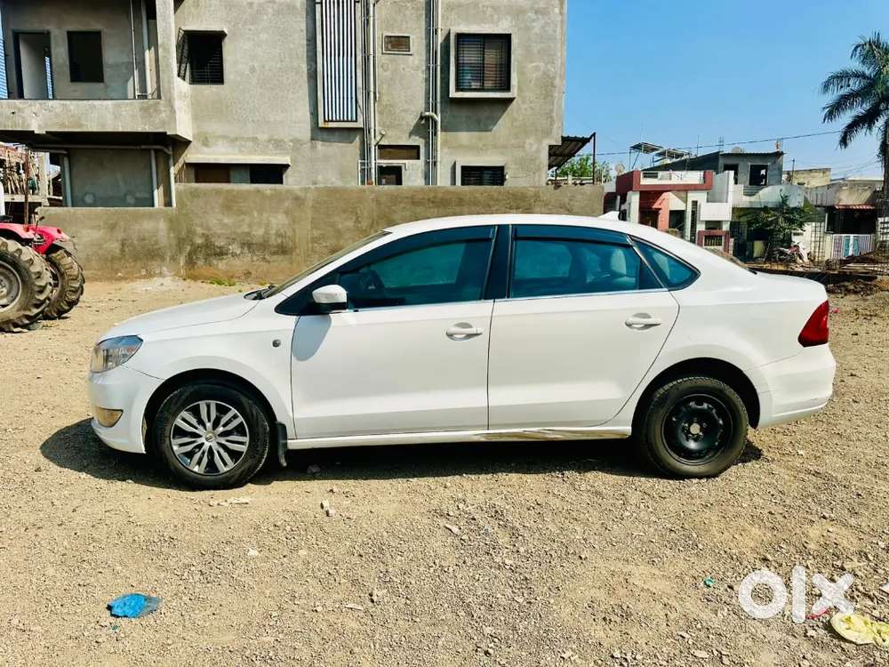 Skoda Rapid 2013 Diesel Manual