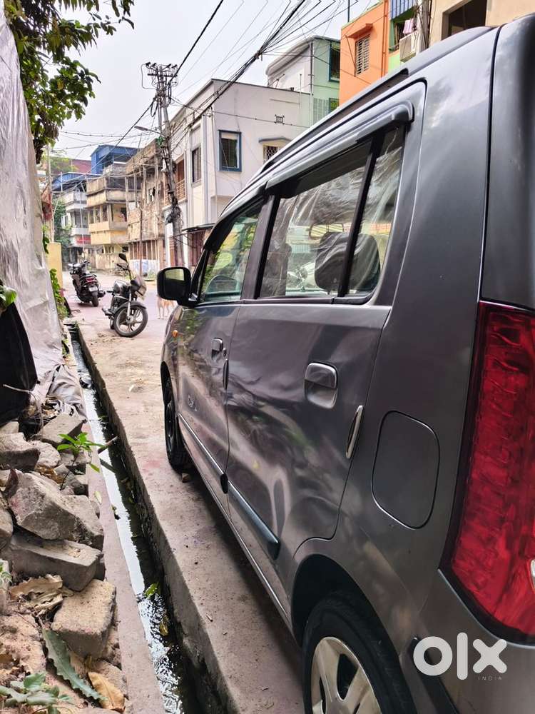 Wall Mantain Good Condition Car Personal Car