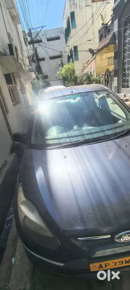 Ford Figo 1.2 Petrol 2011