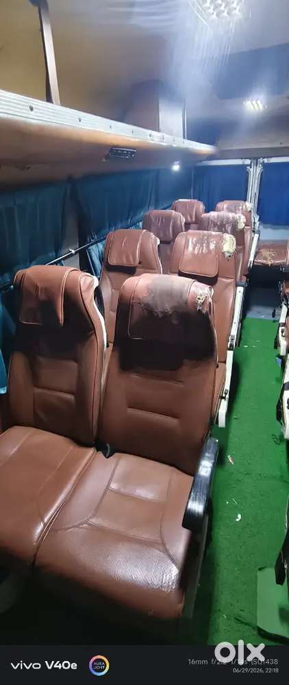 Force Tempo Traveller
