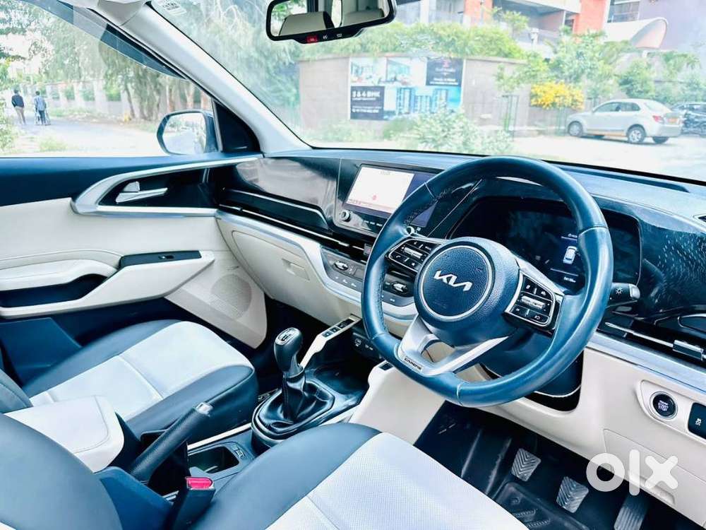Kia Carens 1.5 Luxury Plus Diesel 6 Str, 2022, Diesel