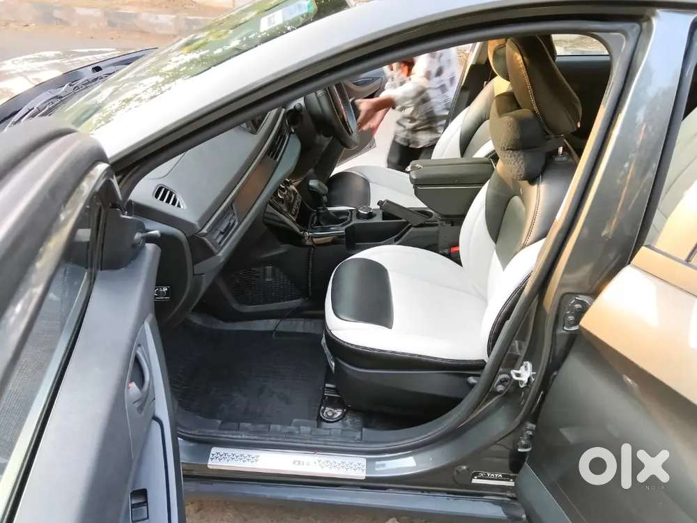 Tata Nexon Petrol 2025 First Owner