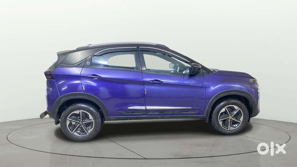 Tata Nexon Fearless S Purple 1.2 Revotron Petrol 6mt Dual Tone, 2023..