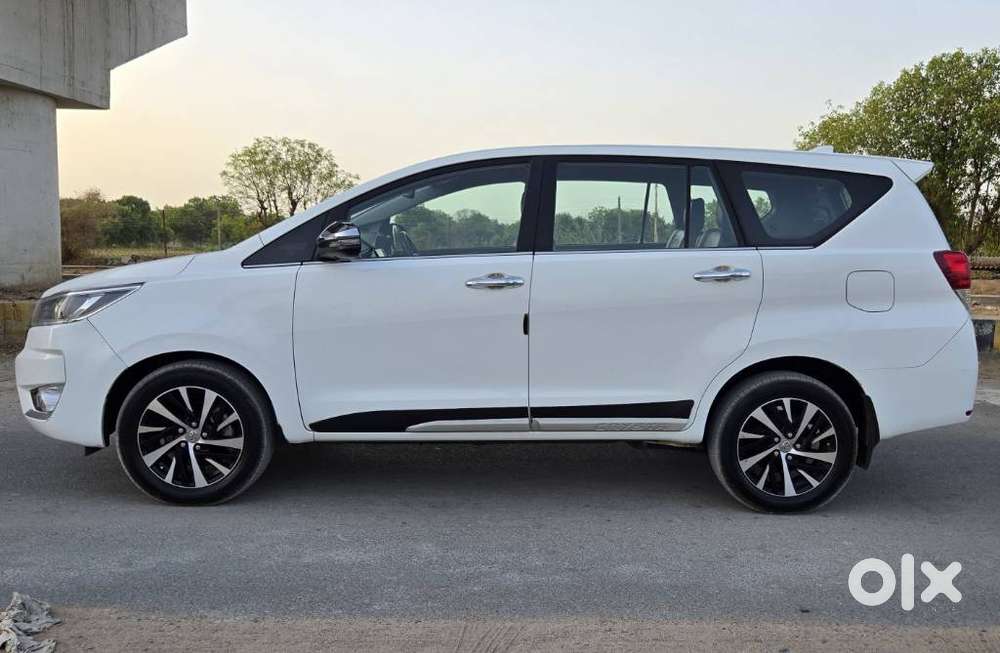 Toyota Innova Crysta Zx 2.4 Diesel 7 Seater, 2023, Diesel