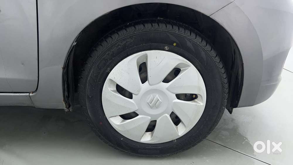 Maruti Suzuki Celerio Zxi Optional Amt, 2014, Cng & Hybrids