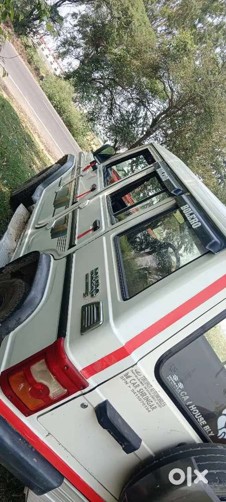 Mahindra Bolero Neo 2009