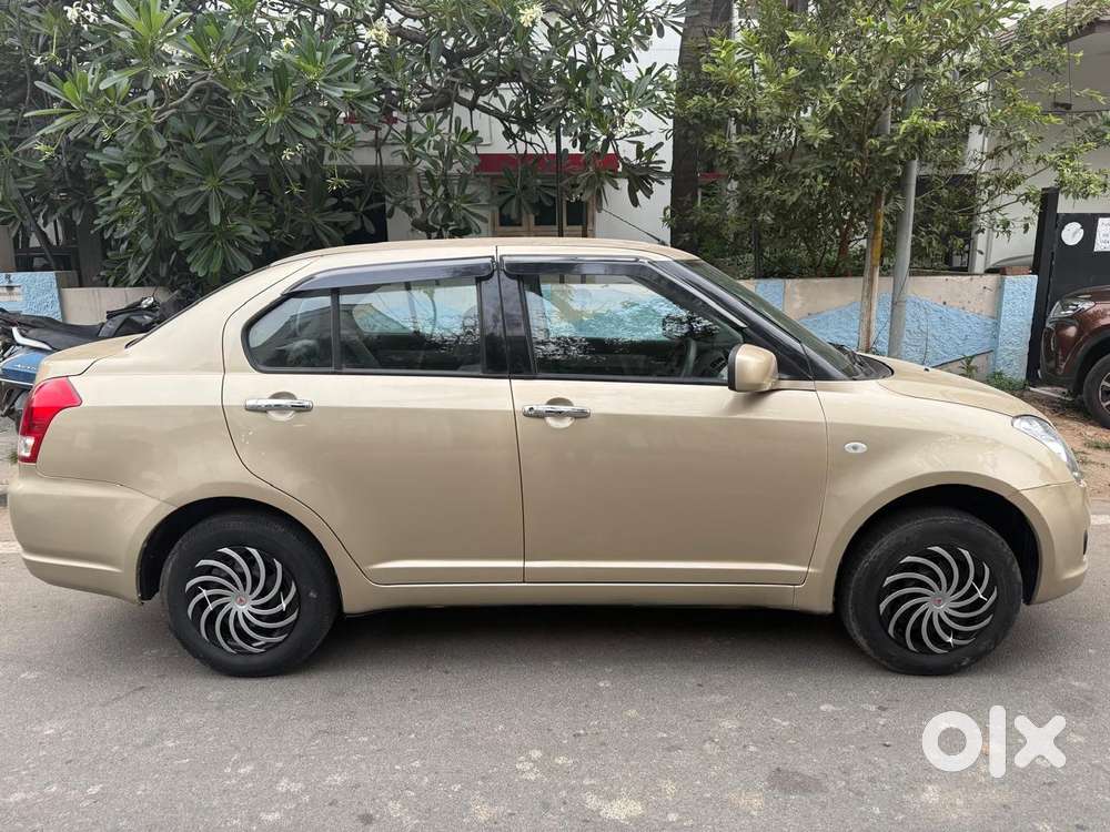 Maruti Suzuki Dzire 1.2 Vxi, 2011, Petrol