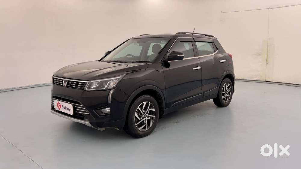 Mahindra Xuv300 W8 Option Diesel, 2023, Diesel