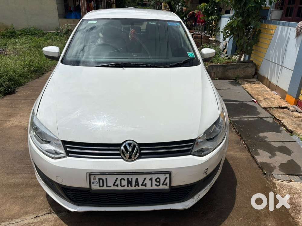 Volkswagen Polo Petrol Manual 2010