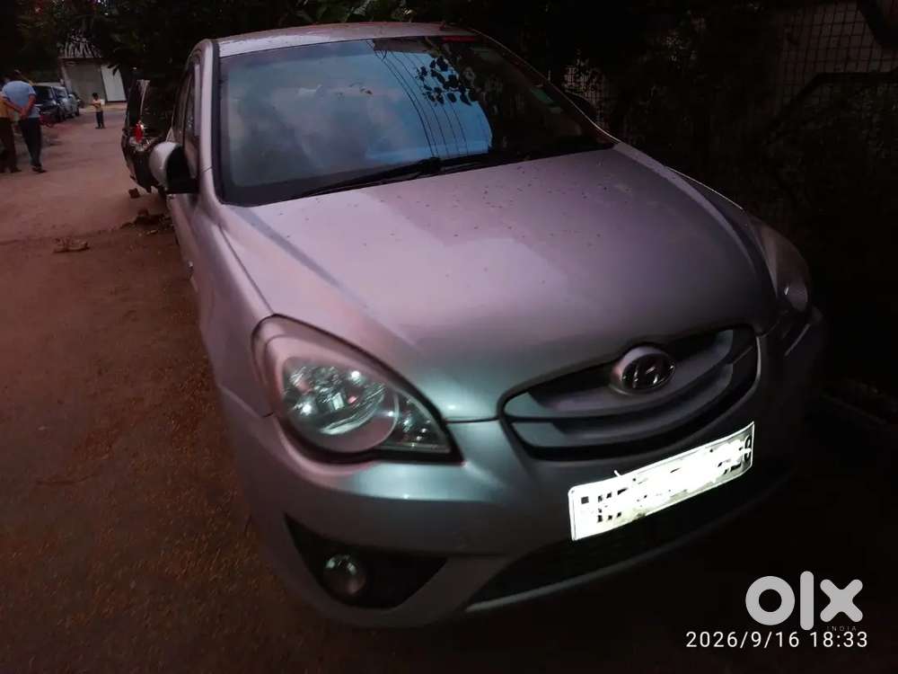 Hyundai Verna 1.6 Sx 2011