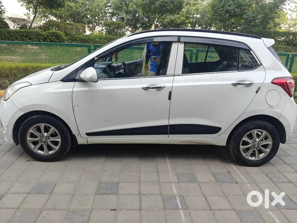 Hyundai Grand I10 2016 Petrol 142000 Km Driven