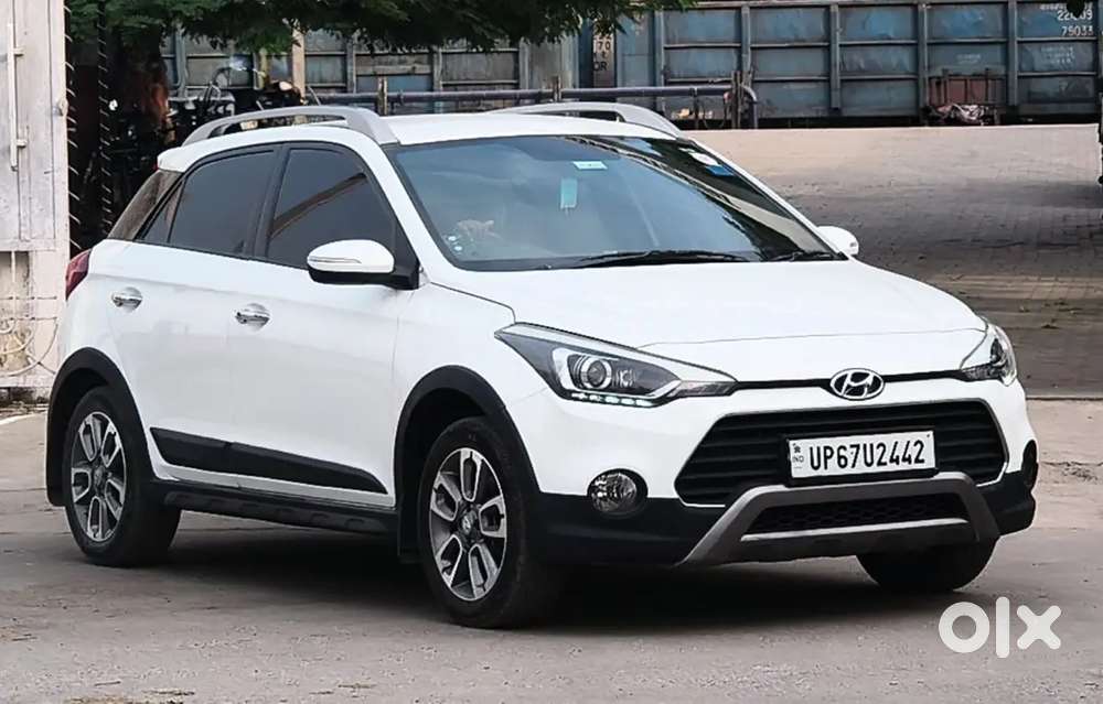 Hyundai I20 Active 2017 Petrol 32000 Km Driven