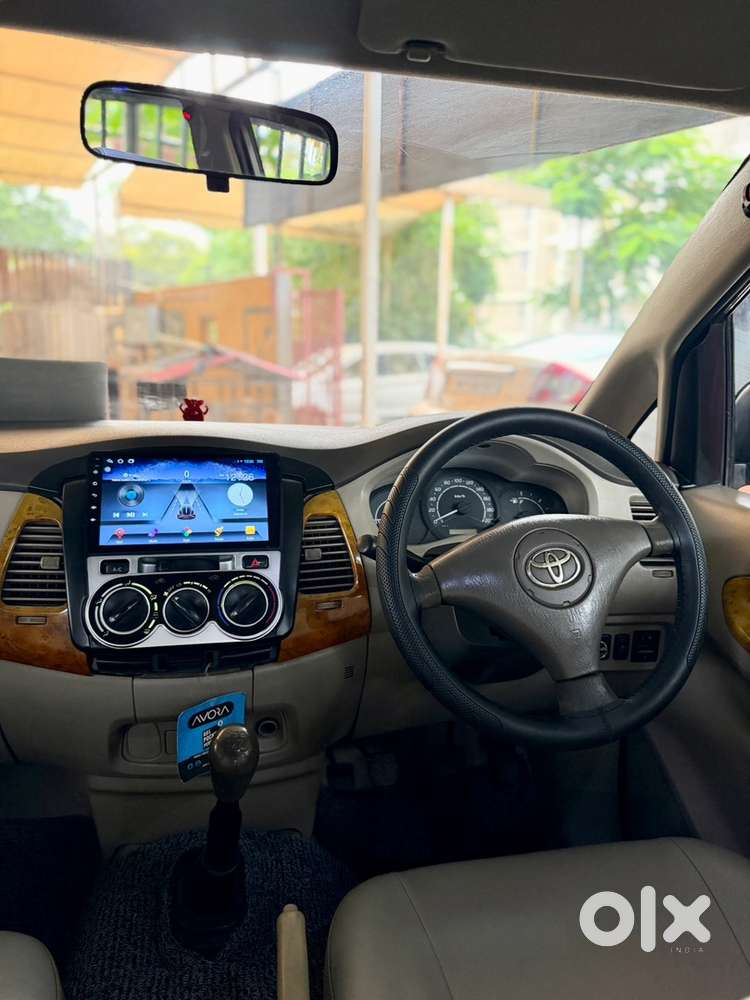 Toyota Innova 2011 Diesel Well Maintained New Tyres , Sound System