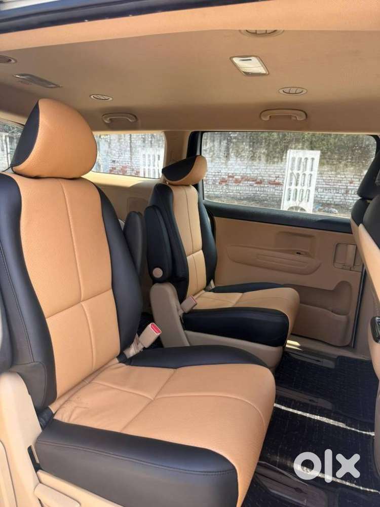 Kia Carnival Premium, 2021, Diesel