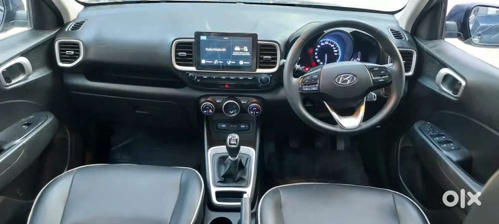 Hyundai Venue 2021 Diesel 82000 Km Driven